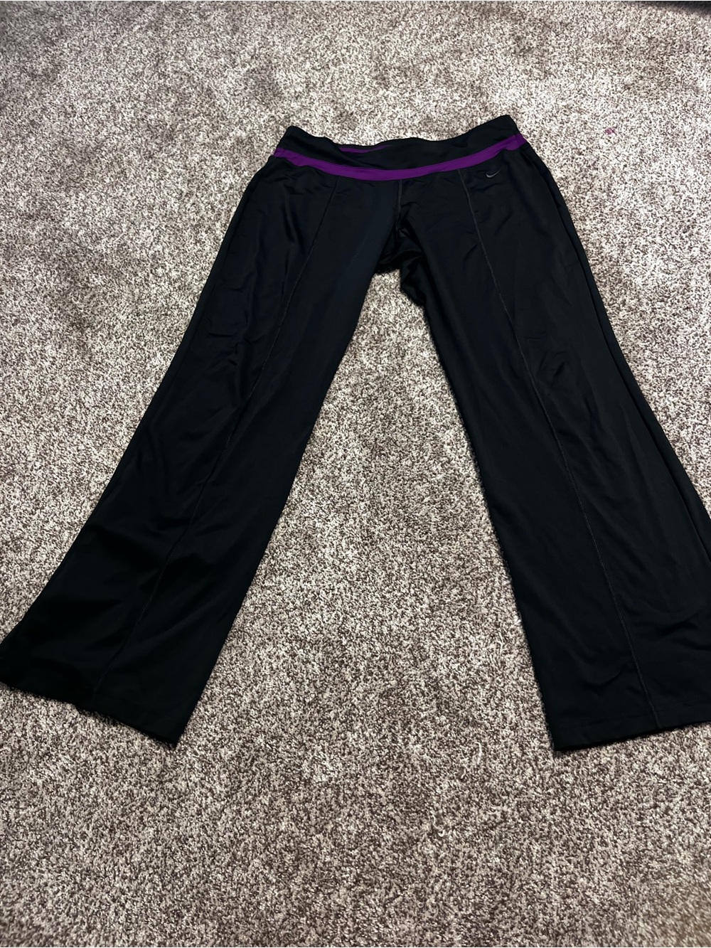 Nike Dri-FIT Yoga Pants Women’s Large Black Purple Wide Leg Athletic Workout - Picture 2 of 9